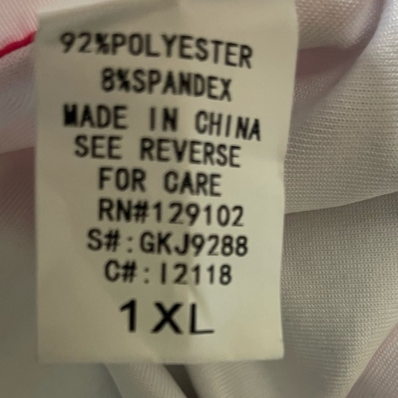 Women’s Pink Geometric One Piece Swimsuit
New - Picture 8 of 8